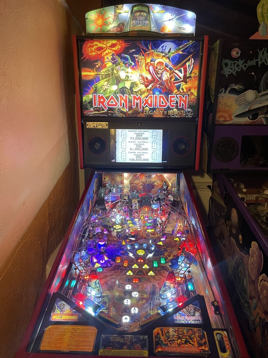 Stern Pinball Flipper: Je vends flipper stern Iron Maiden LE – Usato da Les Brenets venduto da serialdrink