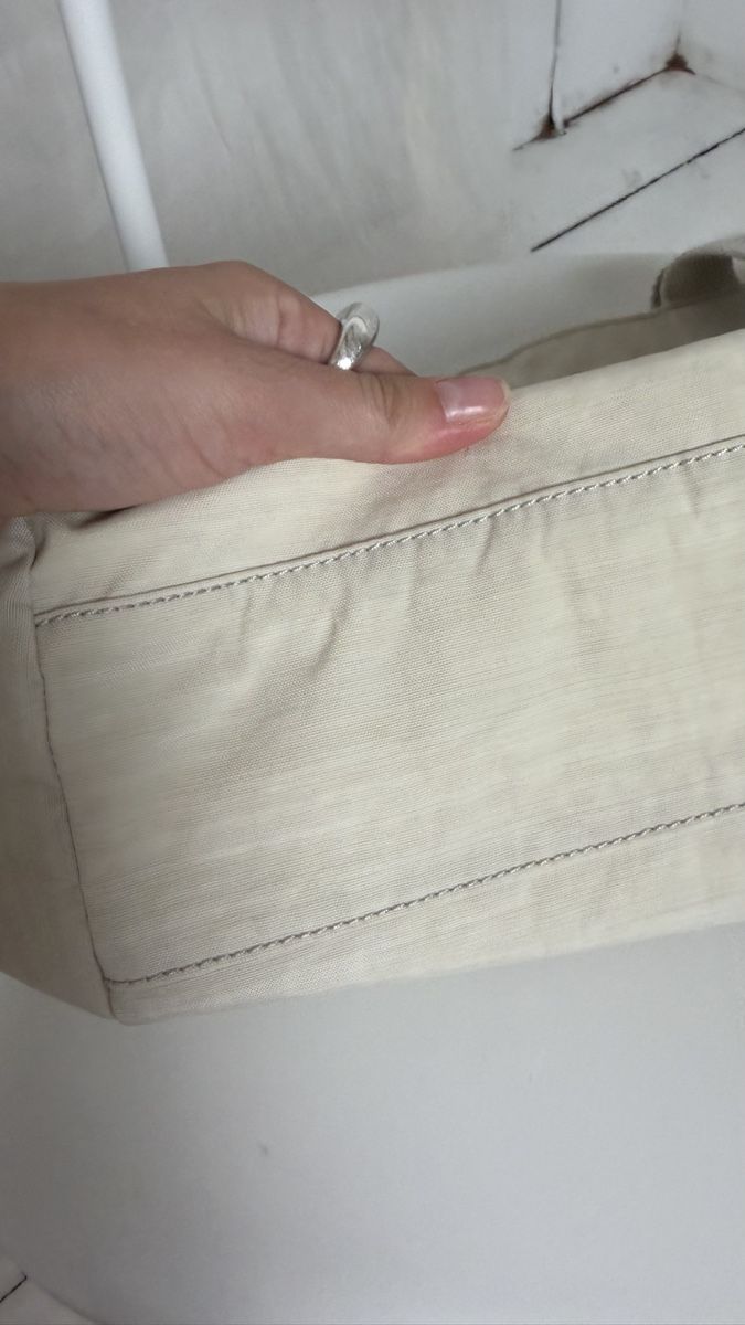 Kipling Sacs femmes: Kipling Handtasche Umhängetasche beige  – D'occasion à Knonau par Grapesvintage 5