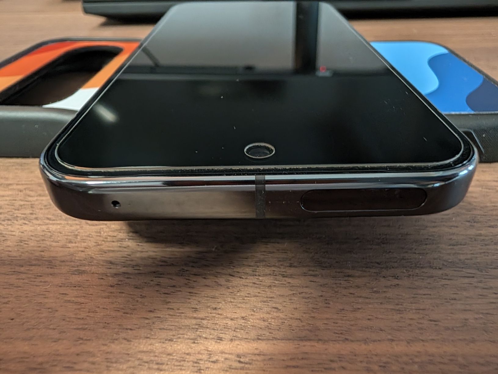 Google Telefoni cellulari / Smartphones: Google Pixel 9 Pro XL 512GB Obsidian with 2 Cases – Nuovo (secondo la descrizione) da Horgen venduto da Ch_5sv8 5