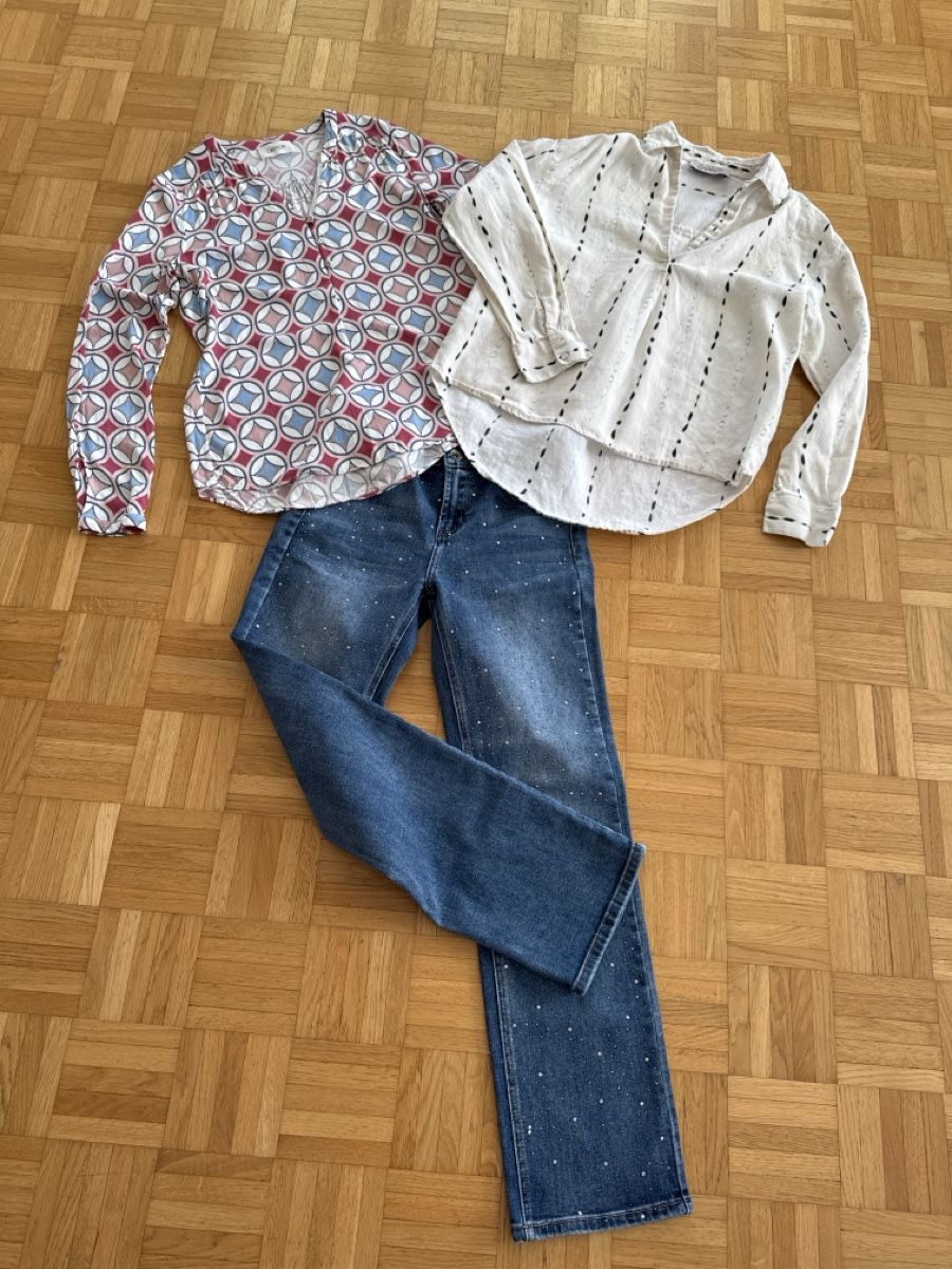 Lotti di vestiti: CARTOON Set 34/36 Jeans + 2 Blouses – Usato da Fällanden venduto da emilyeheim