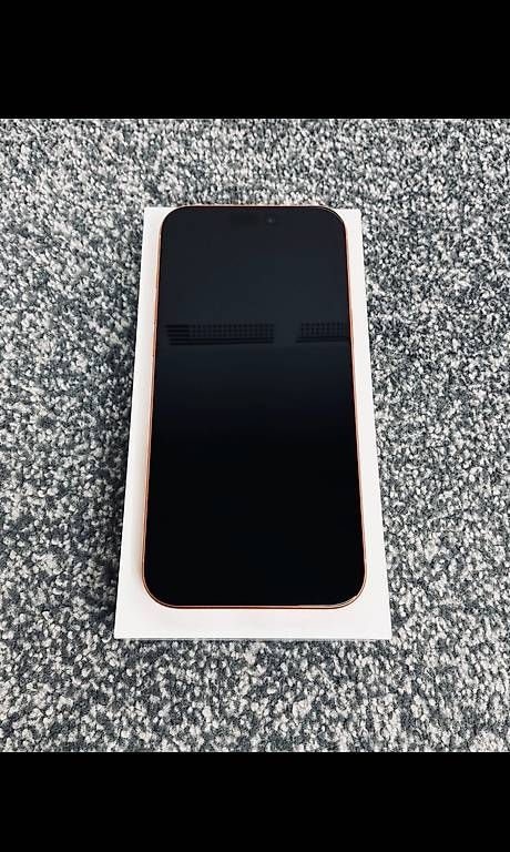 Handys / Smartphones: iPhone 17 pro max 512 GB Cosmic Orange – Gebraucht aus Sementina von d5d_n9mn 1
