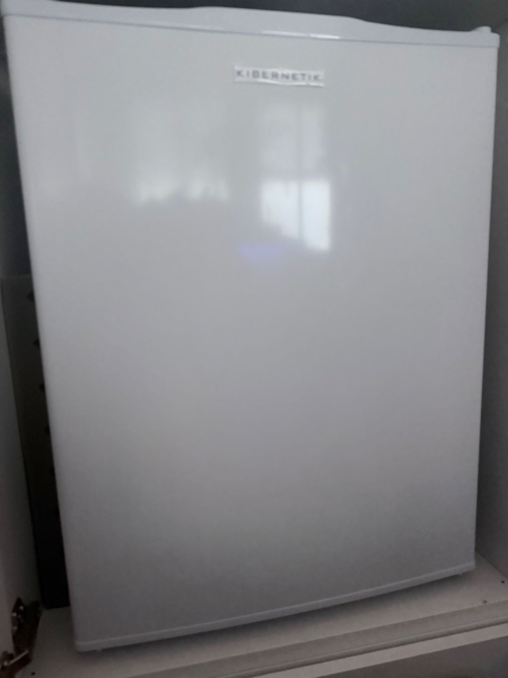 Gefrierschrank: Congélateur Kibernetik TK 60L – Gebraucht aus Genève von Prixi1207