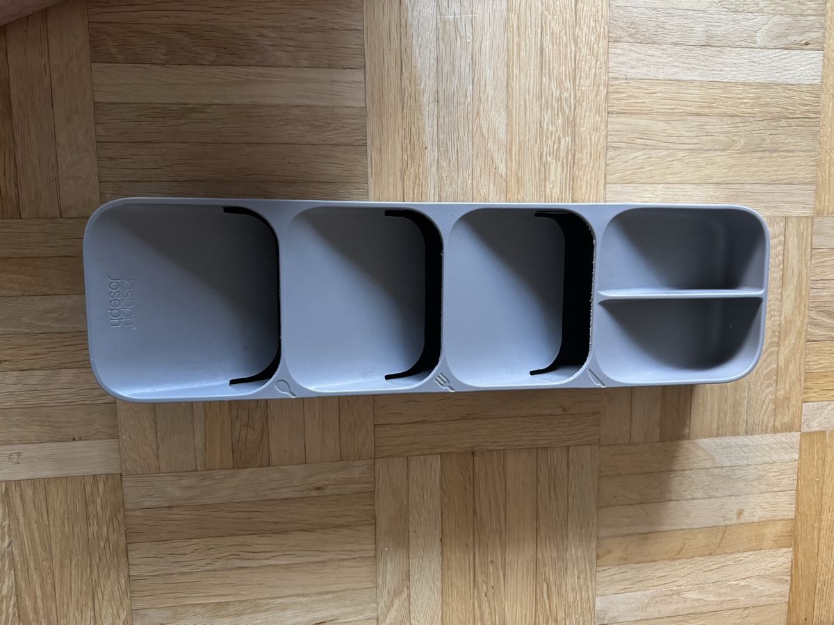 Cucine complete: Besteckkasten – Usato da Bettlach venduto da valishop