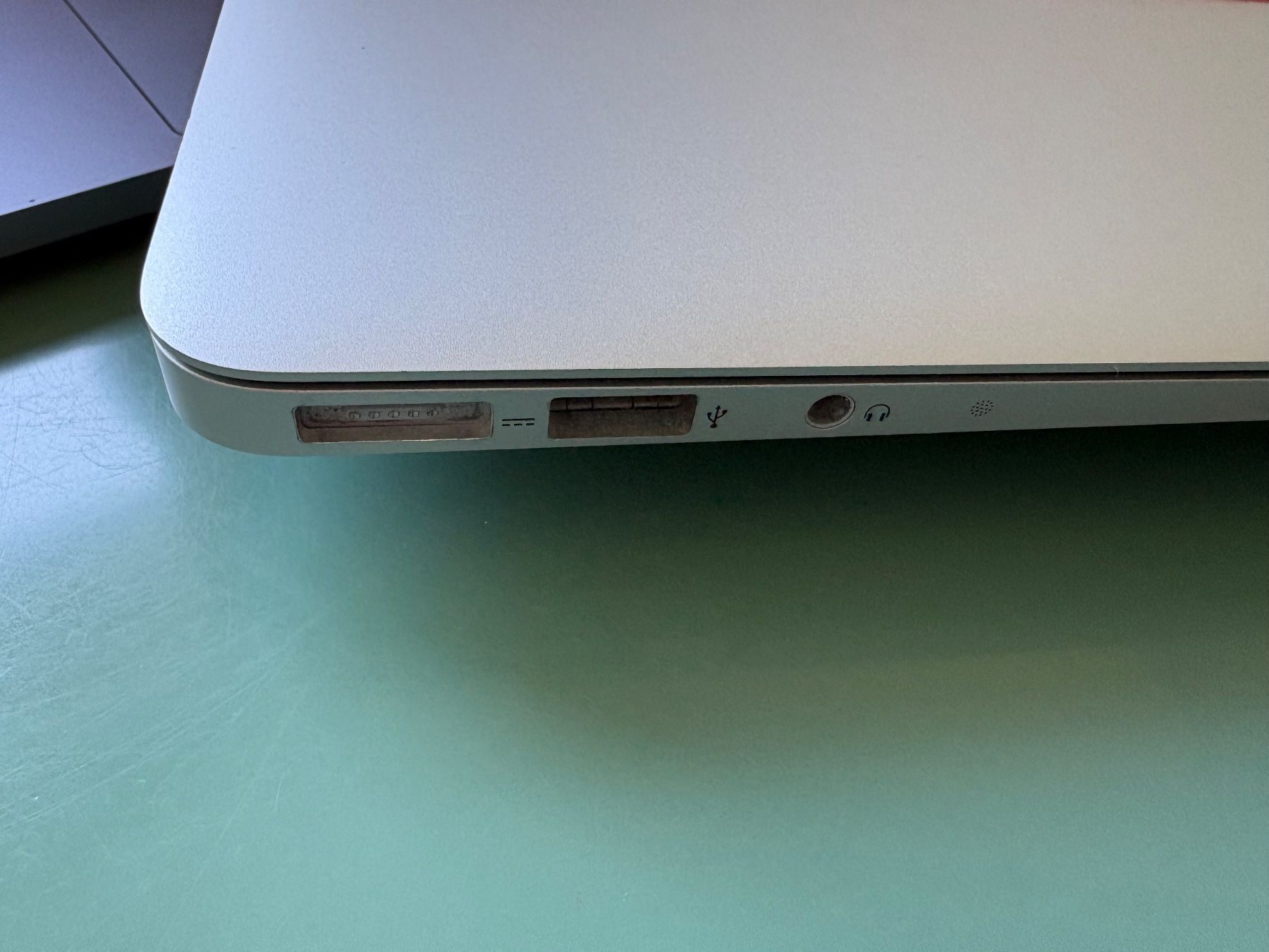 Apple Portables: MacBook Air – Défectueux à Wabern par 1805 3