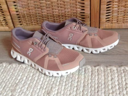 Nagelneue ON CLOUD 5 Womens Schuhe Sneaker NP: 190.-