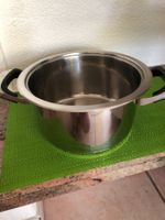 Pfanne ohne Deckel aus Hausräumung
