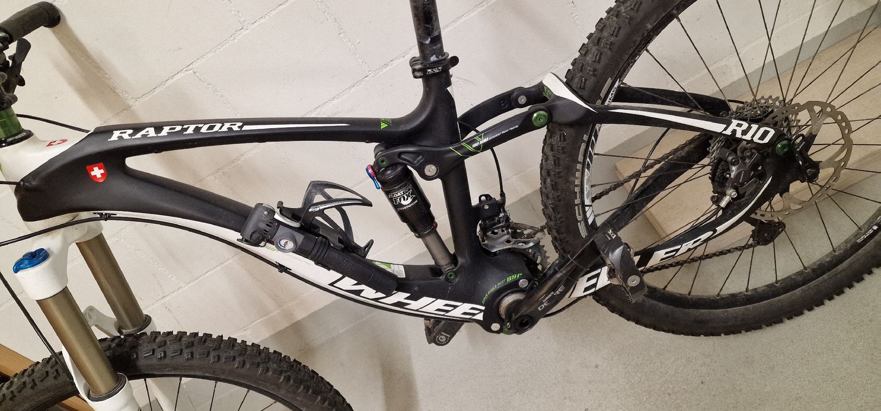 Wheeler Biciclette: Fully Wheeler Raptor R10 mit Carbon-Rahmen – Usato da Sursee venduto da AMO-Sports 1