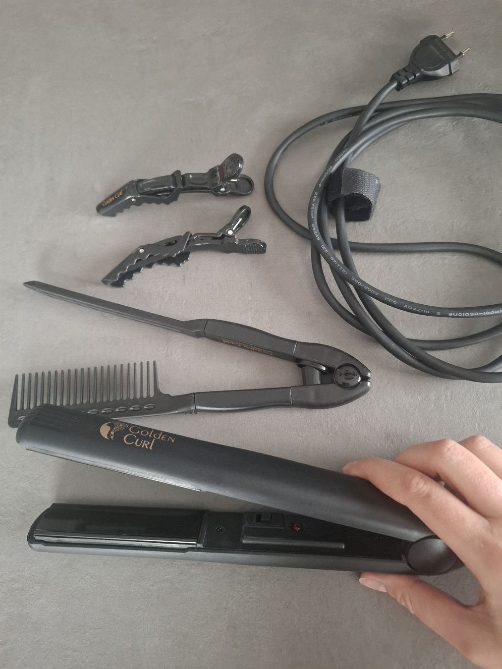 Piastre & Arricciacapelli: Golden Curl Haarglätteisen – Usato da Gossau SG venduto da R6_5s7j 2