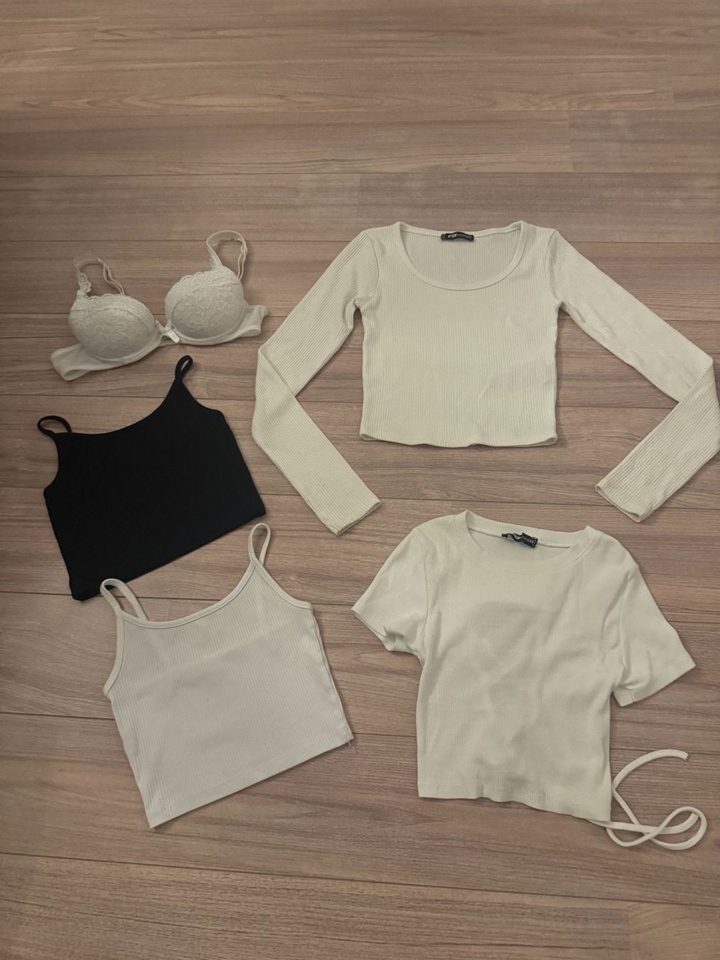Lotti di vestiti: 5 Stk. Damen Set Gr. XXS – Usato da Bonstetten venduto da VCLS