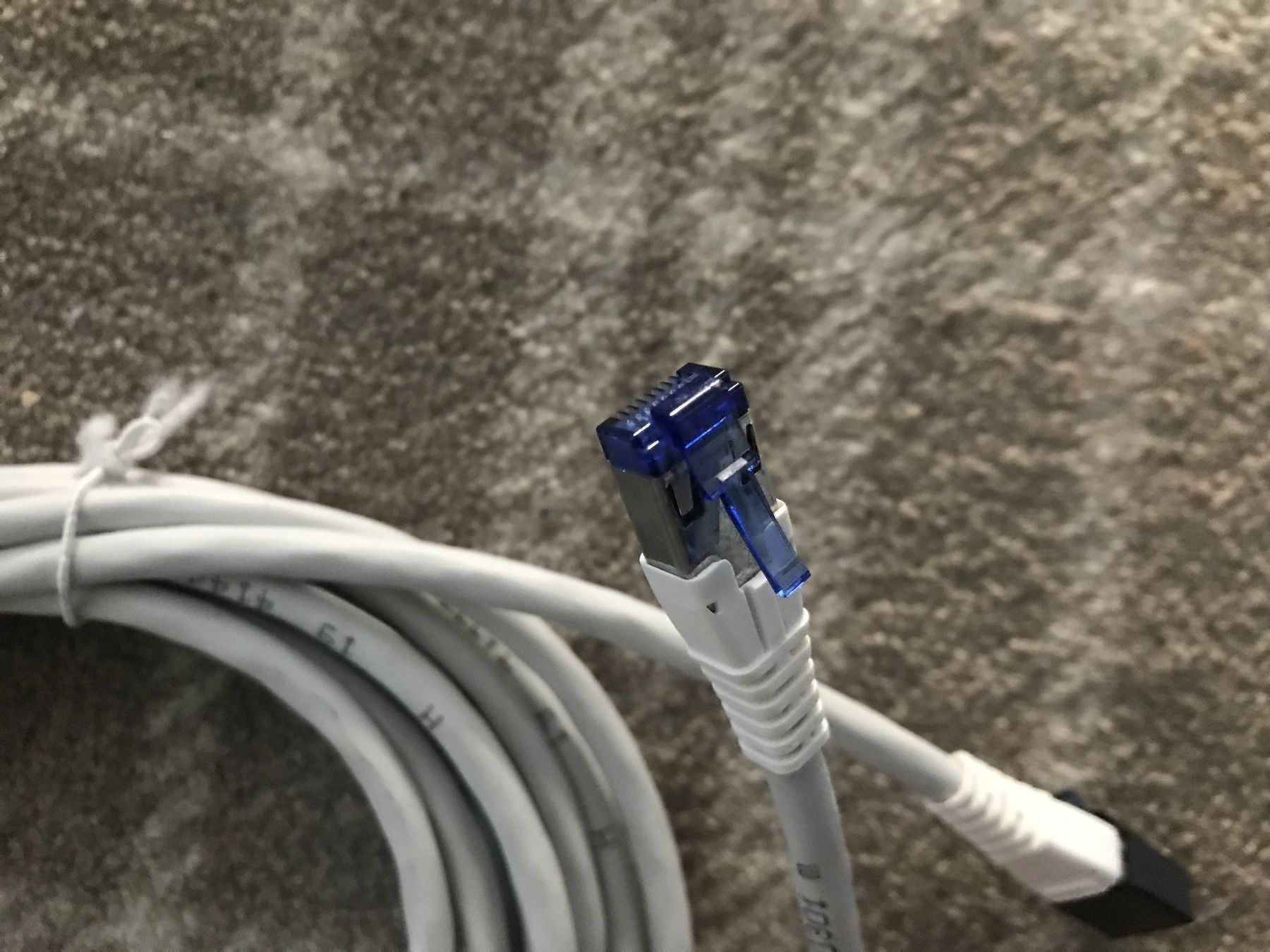 Cavi: Ethernetkabel Kabel Ethernet – Nuovo (secondo la descrizione) da Oetwil am See venduto da danielng718 1