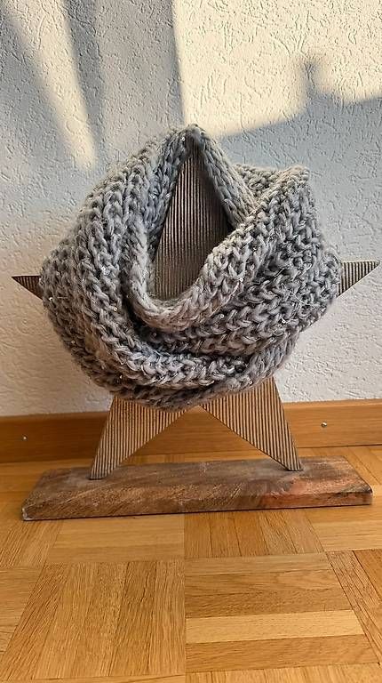 Foulard & Sciarpe: Schal – Usato da St. Gallen venduto da sie_fz2d
