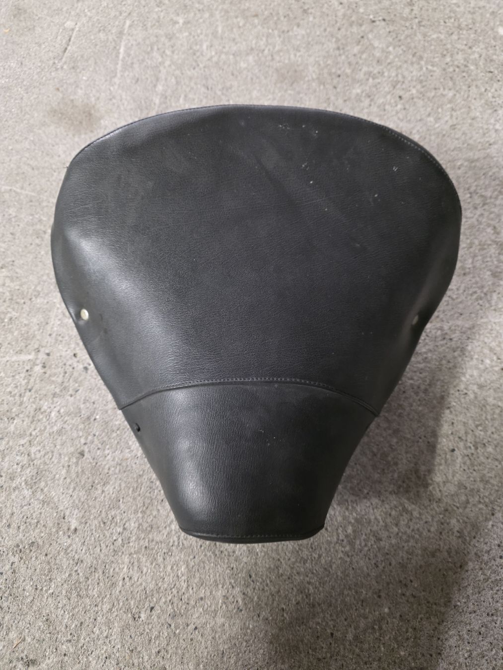 Vespa Toutes les pièces détachées moto: Vespa VNB Sattel schwarz mit Federn  – D'occasion à Wettingen par Lg_zt2d