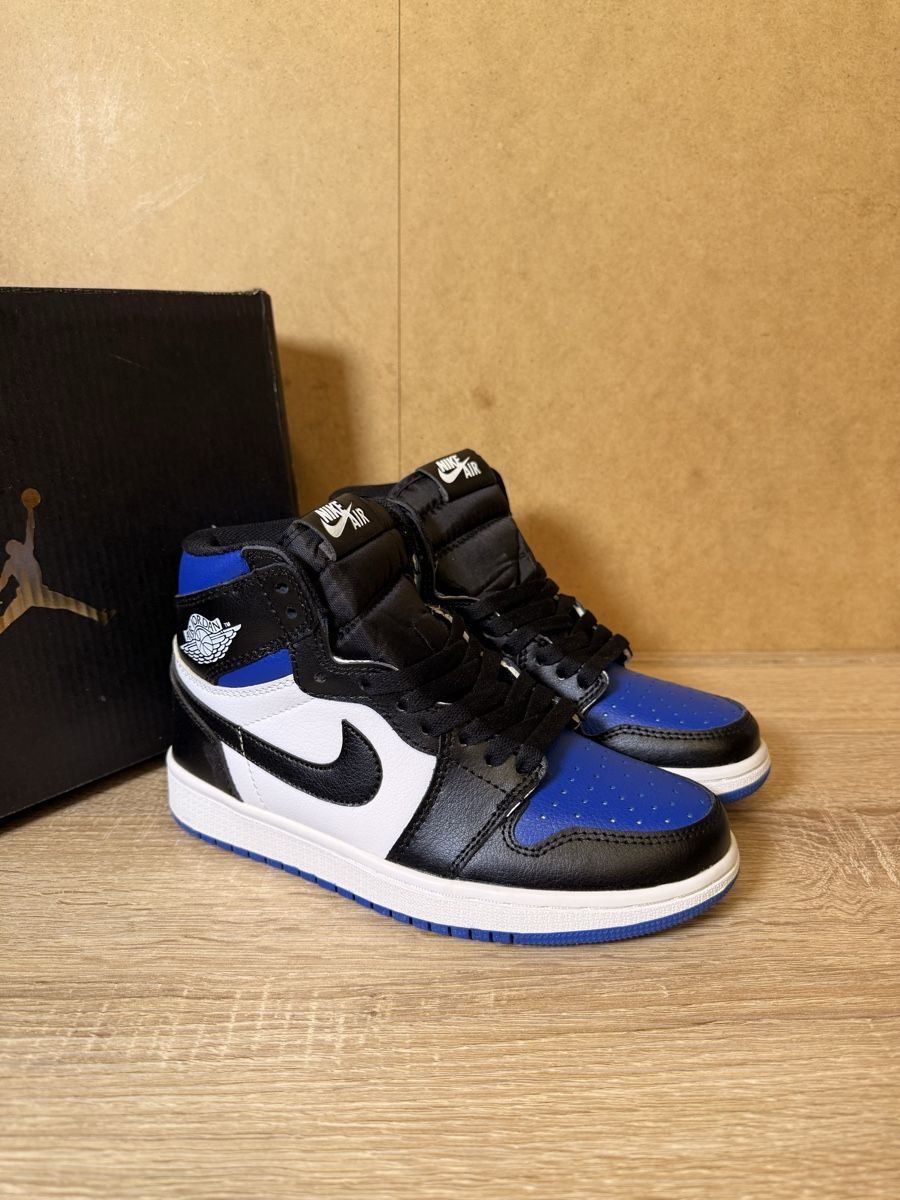 Jordan Scarpe da uomo: Jordan 1 – Nuovo (secondo la descrizione) da Lausanne venduto da Piko-piko