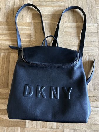 Sac à dos noir DKNY