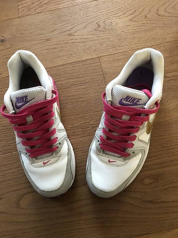 Nike Damenschuhe: Nike Air Command Gr. 38 leder – Gebraucht aus Effretikon von mausi212