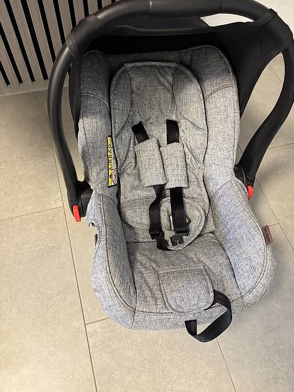 Seggiolini per auto: Babyschale von ABC Design – Usato da Balterswil venduto da Flo_Eisen 1