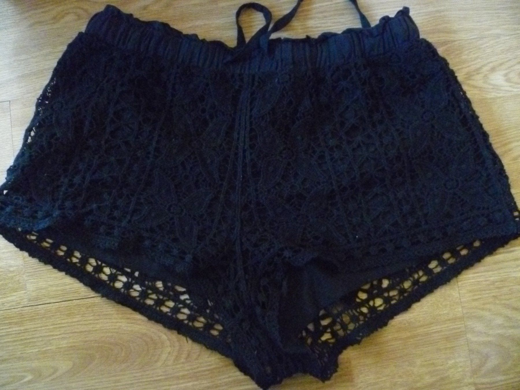 Topshop Pantaloni: Hot-Pants – Usato da Bargen BE venduto da angel611