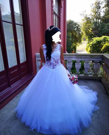 Magnifique robe de mariée, voile et jupon inclus!👰‍♀️