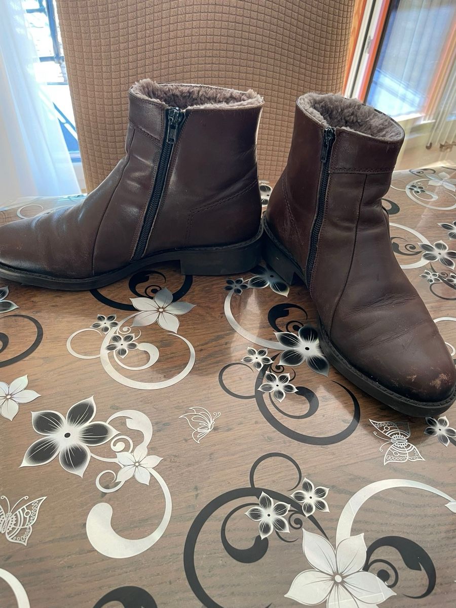 Scarpe da uomo: Warme Herren Winterstiefel, Braun, Grösse 41 – Usato da Teufen AR venduto da evi_77q5
