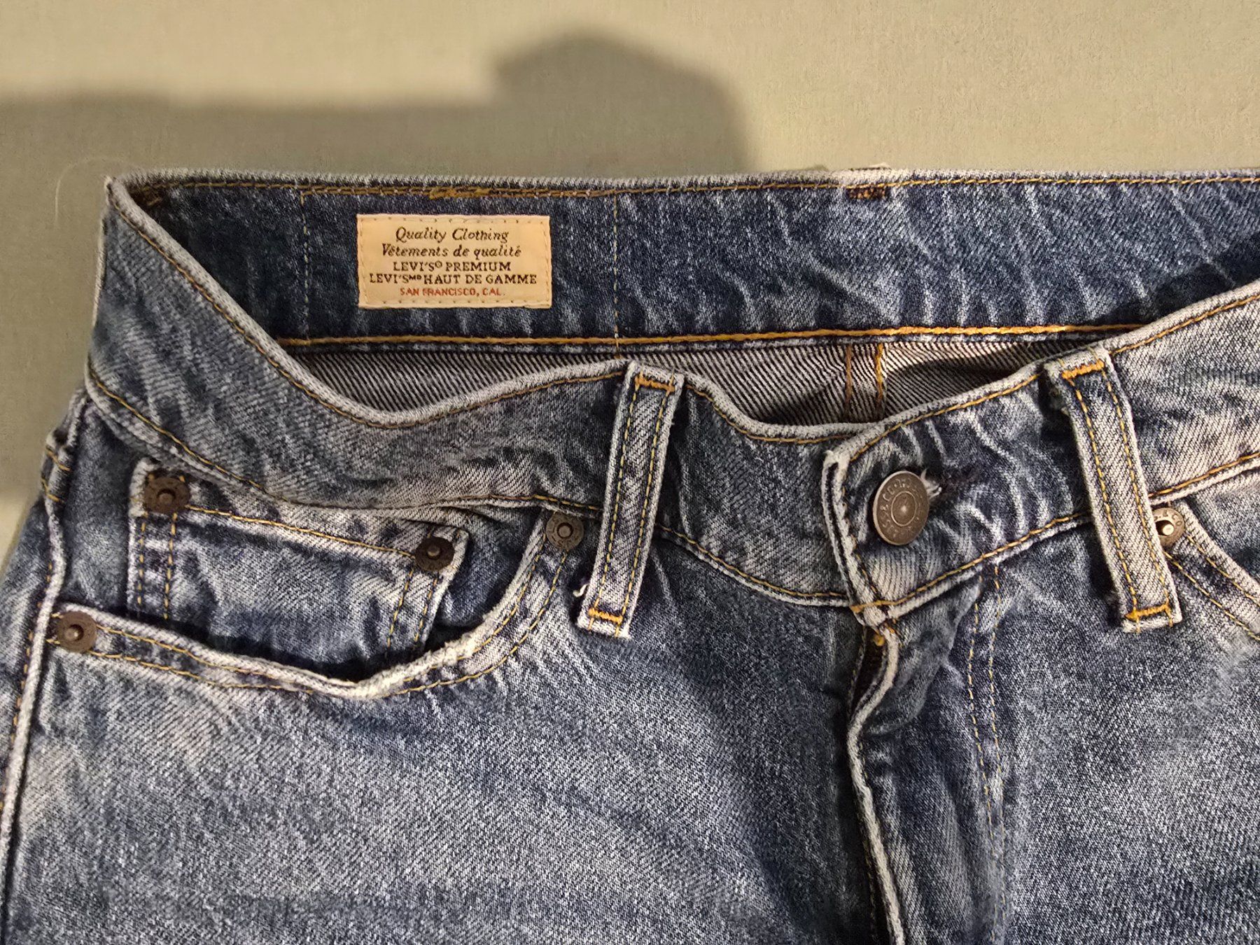 Levi's Jeans: Lot de jeans Levi's – D'occasion à Fribourg par ADGF25 3