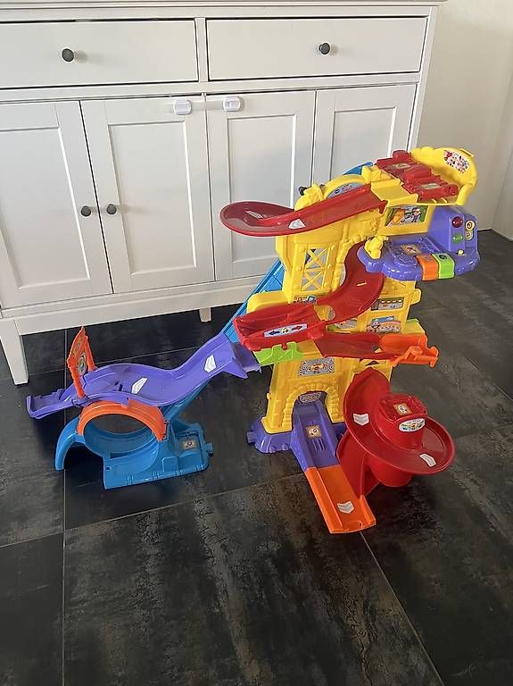 Giocattoli: Vtech Freizeitpark inkl. 1 Auto – Usato da Kiesen venduto da lau_bn2r