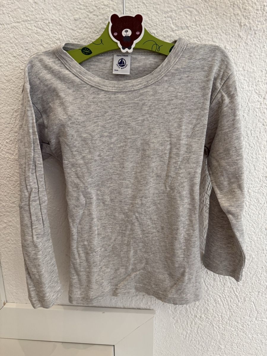Petit Bateau Camicie, T-shirt & Polo: Petit Bateau Langarmshirt Grau 116cm – Usato da Ebikon venduto da InesUndElf