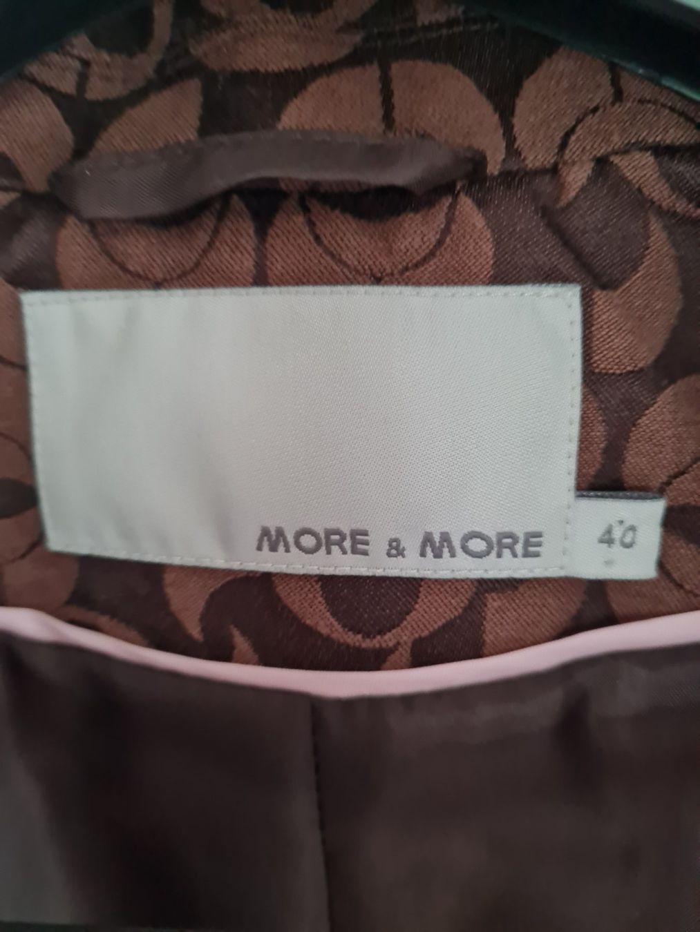 More & More Giacche: LANGER BLAZER JACKETT GR. 40 MORE & MORE – Usato da Steg im Tösstal venduto da goldlionfree 4