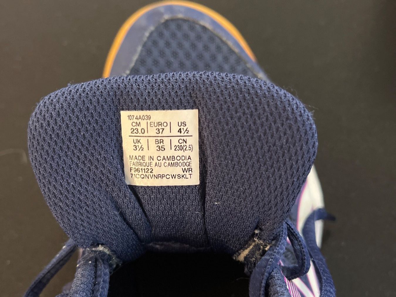 Asics Scarpe per ragazze: Turnschuh ASICS – Usato da Oberuzwil venduto da Coolan 2
