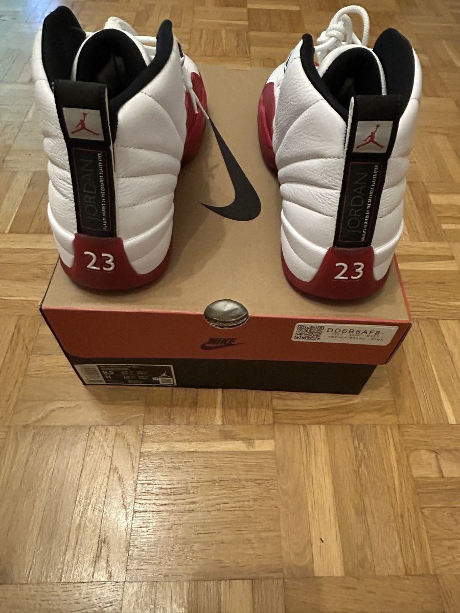 Jordan Scarpe da uomo: Jordan 12 Retro Cherry Grösse 43 /Size 9.5 – Nuovo e nell'imballaggio originale da Unterentfelden venduto da basket05 3