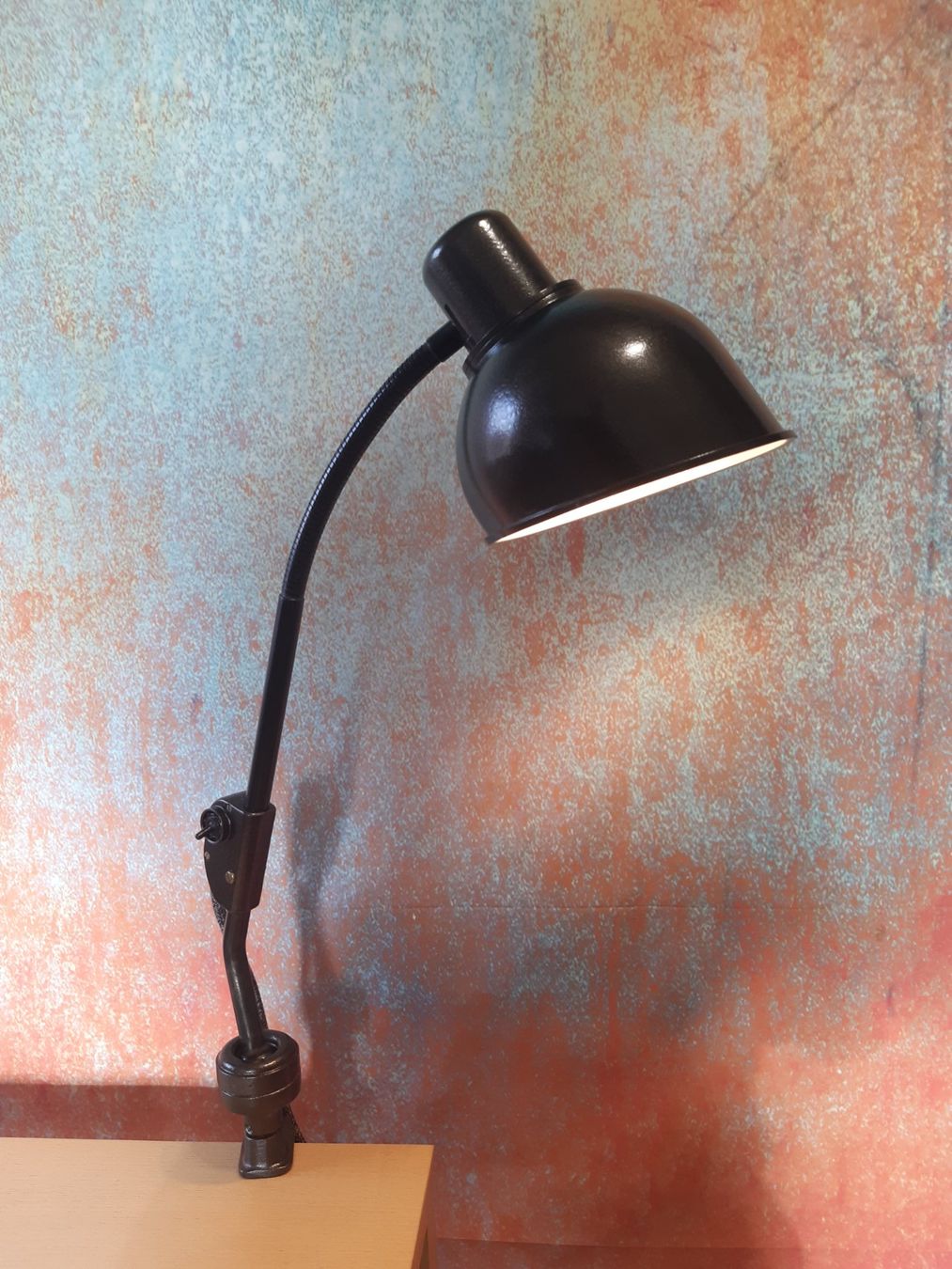 Lampade: Original Helion Klemm Lampe – Usato da Winterthur venduto da lampenretter 1