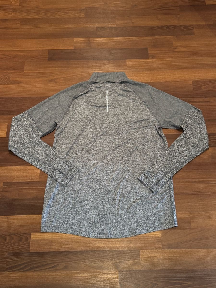 Nike Maglioni & Felpe: Nike Running Half-Zip Longsleeve Gr. M – Usato da Gränichen venduto da lixil 1