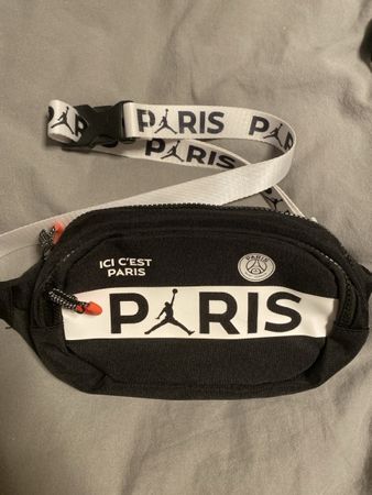 Originale Jordan Paris Saint-Germain Umhängetasche, neu!