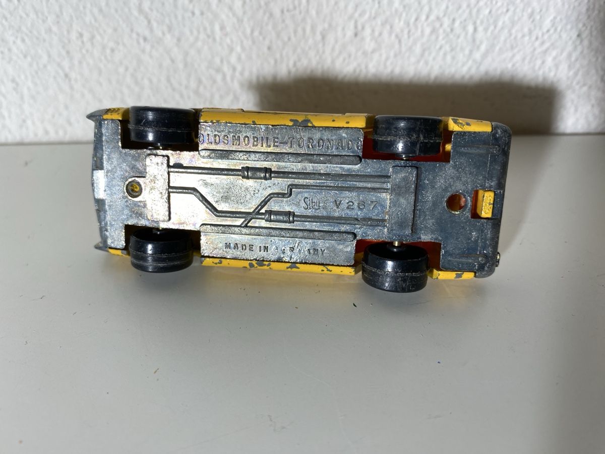 Siku Modellini d'auto: Siku oldsmobil toronado – Usato da Winterthur venduto da ben_9vxx 4
