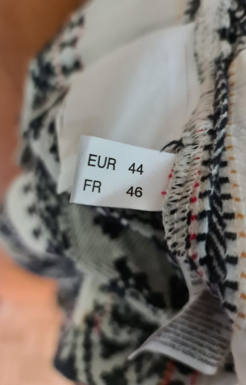 C&A Robes: Wunderschönes Trägerkleid, Grösse 44 – D'occasion à Eschert par PS.. 5