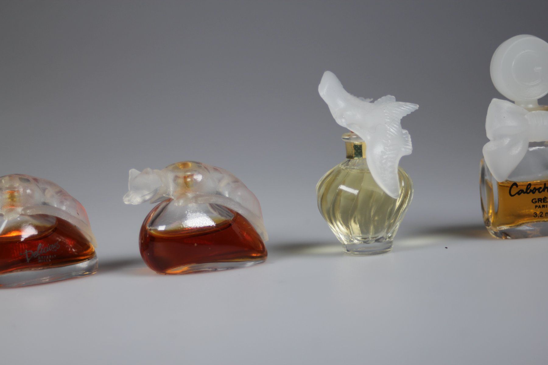 Parfum & Eau de Toilette: Lot 5 Miniatur Parfumflakons #5 – Gebraucht aus Basel von IRMAundFRED 2