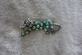 1 neue Brosche mit Strass Steinen besetzt