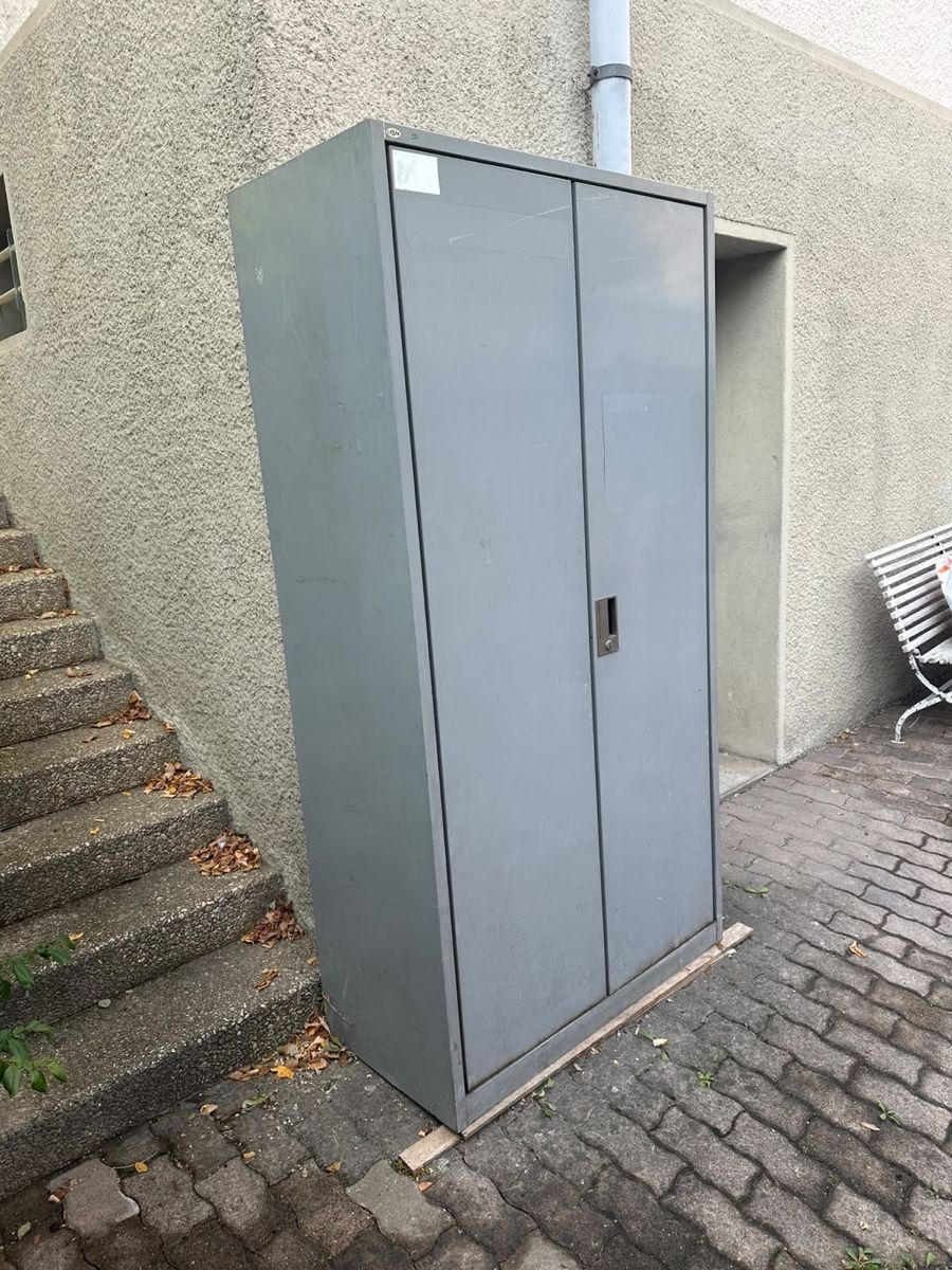Lista Schränke: Lista Metallschrank Werkzeugschrank – Gebraucht aus Bern von fotolog111 3
