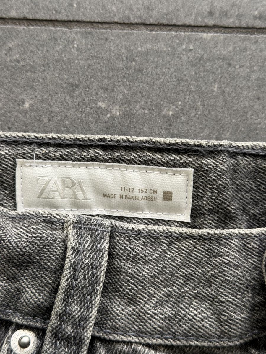 Zara Jeans: Zara, jean gris destroy, 11-12 ans – Gebraucht aus kriens von mAgmAx. 2