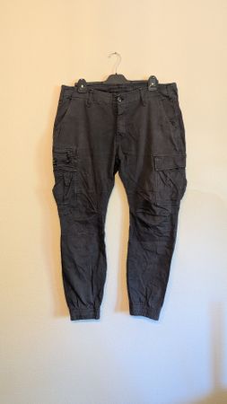 Herren Cargo Hose dunkles Grau Grösse 36 Bundmass 52cm