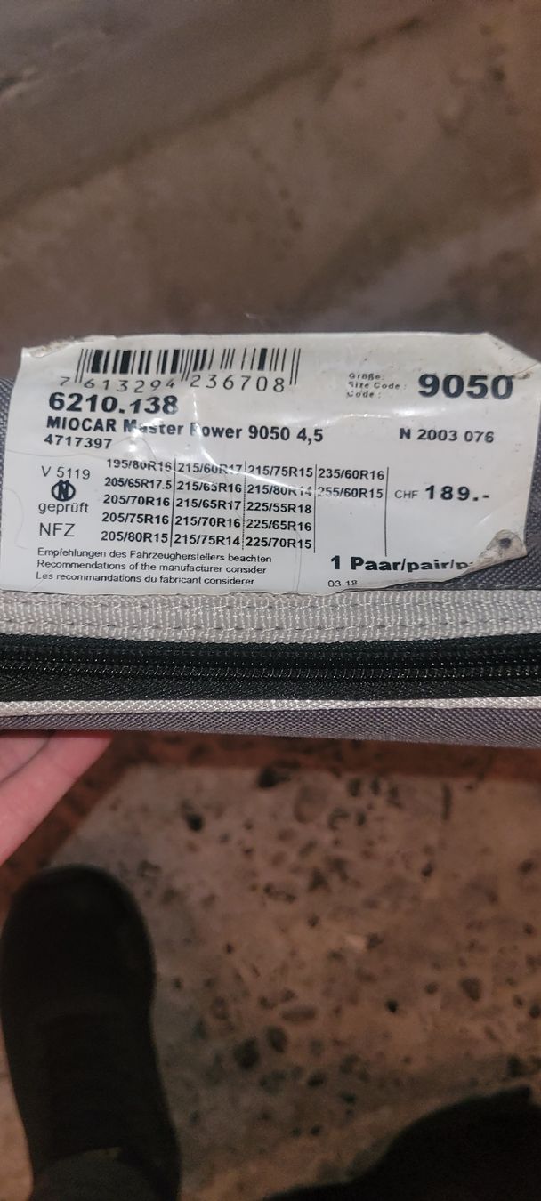 Catene da neve: Paire de chaine à neige – Usato da Monthey venduto da cel_p9g7 1