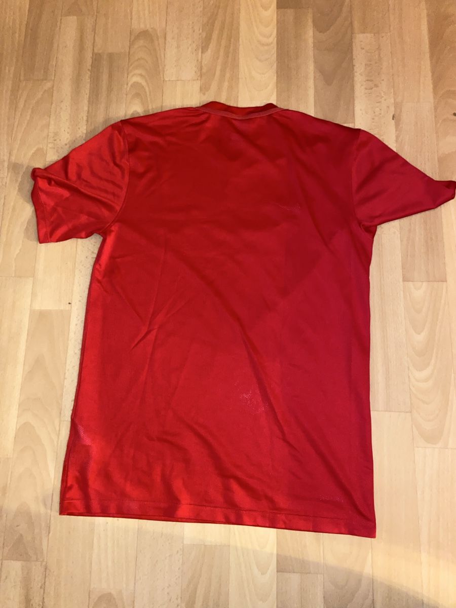 Nike Canottiere & Pantaloni: FC Thun Fussballschule Shirt, – Nuovo (secondo la descrizione) da Grosshöchstetten venduto da Faebu_0412 1