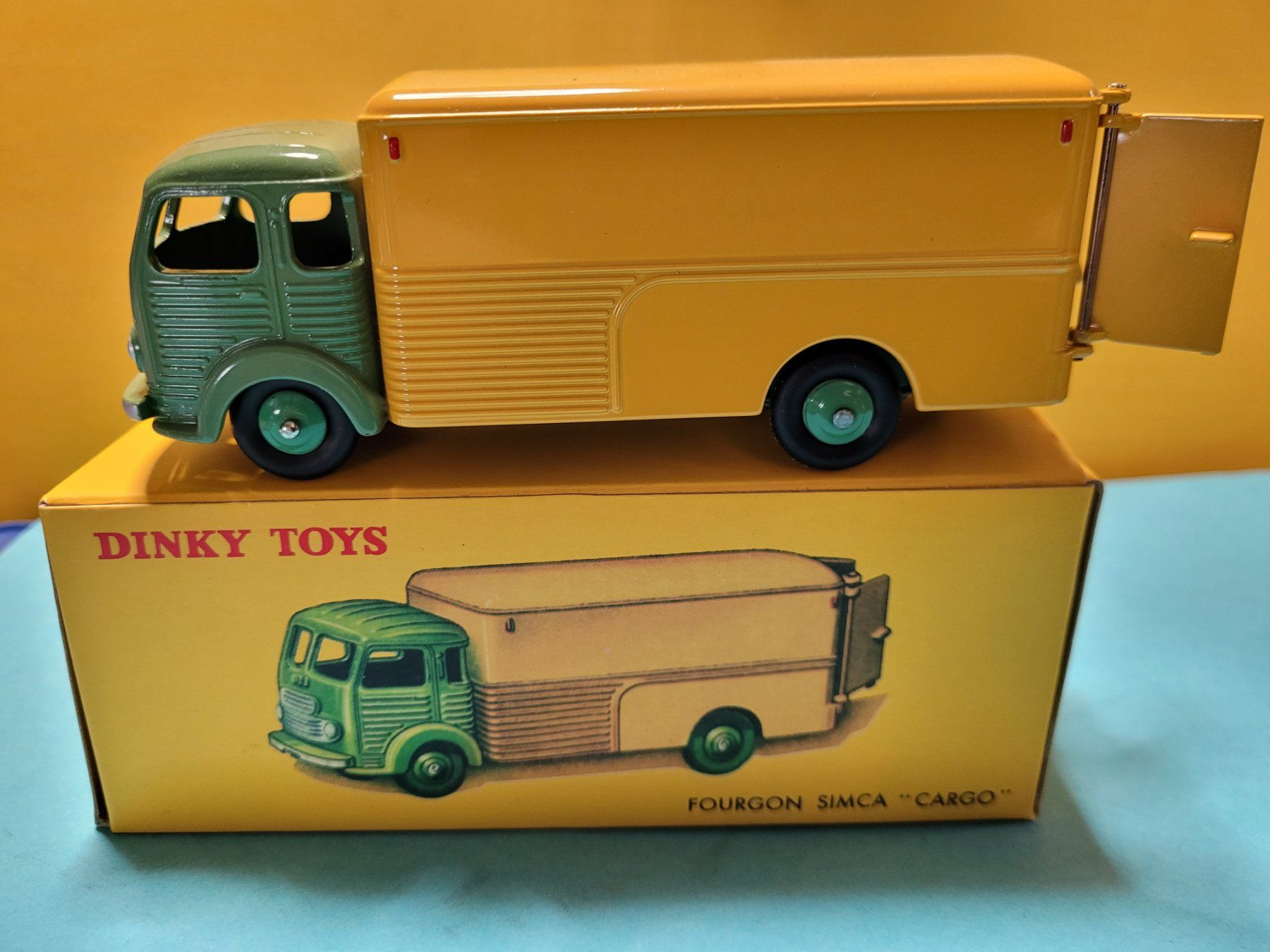 Dinky Toys Modellautos: Fourgon Simca Cargo Dinky Atlas – Neu (gemäss Beschreibung) aus Domdidier von Bimbo57