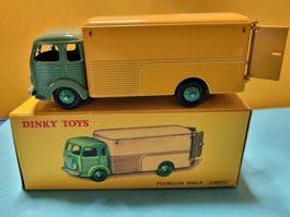 Fourgon Simca Cargo Dinky Atlas