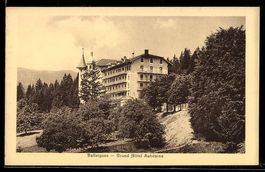 Ballaigues, Grand Hotel Aubépine mit um