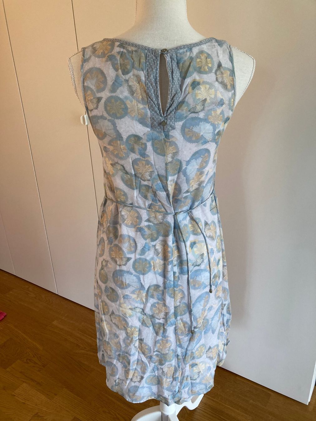 Nile Vestiti: Wunderschönes Nile Kleid S – Nuovo (secondo la descrizione) da Hombrechtikon venduto da star8888 3