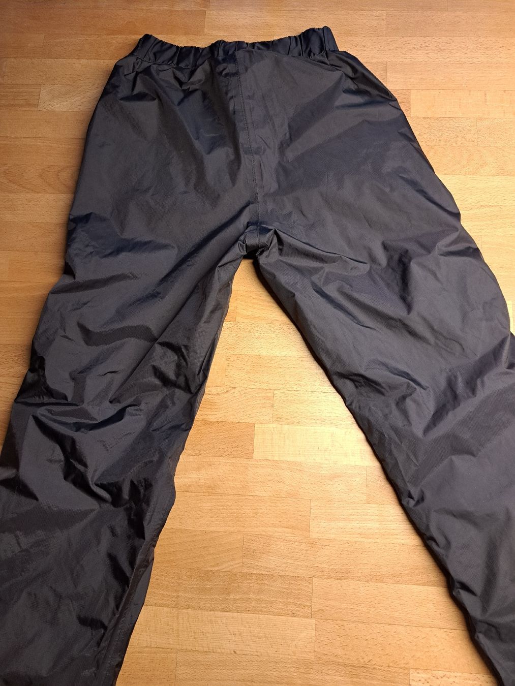 Hosen: Regenhose hajk – Gebraucht aus Eglisau von Alruna 4
