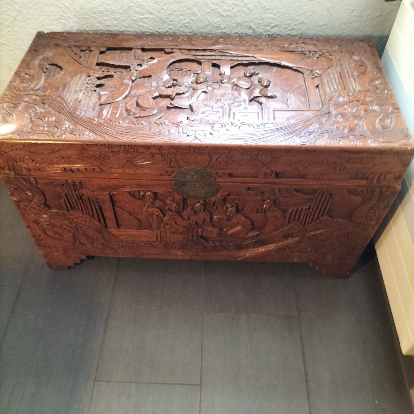 Truhen: Chinesische Holztruhe – Gebraucht aus Frauenfeld von bor_rsj8