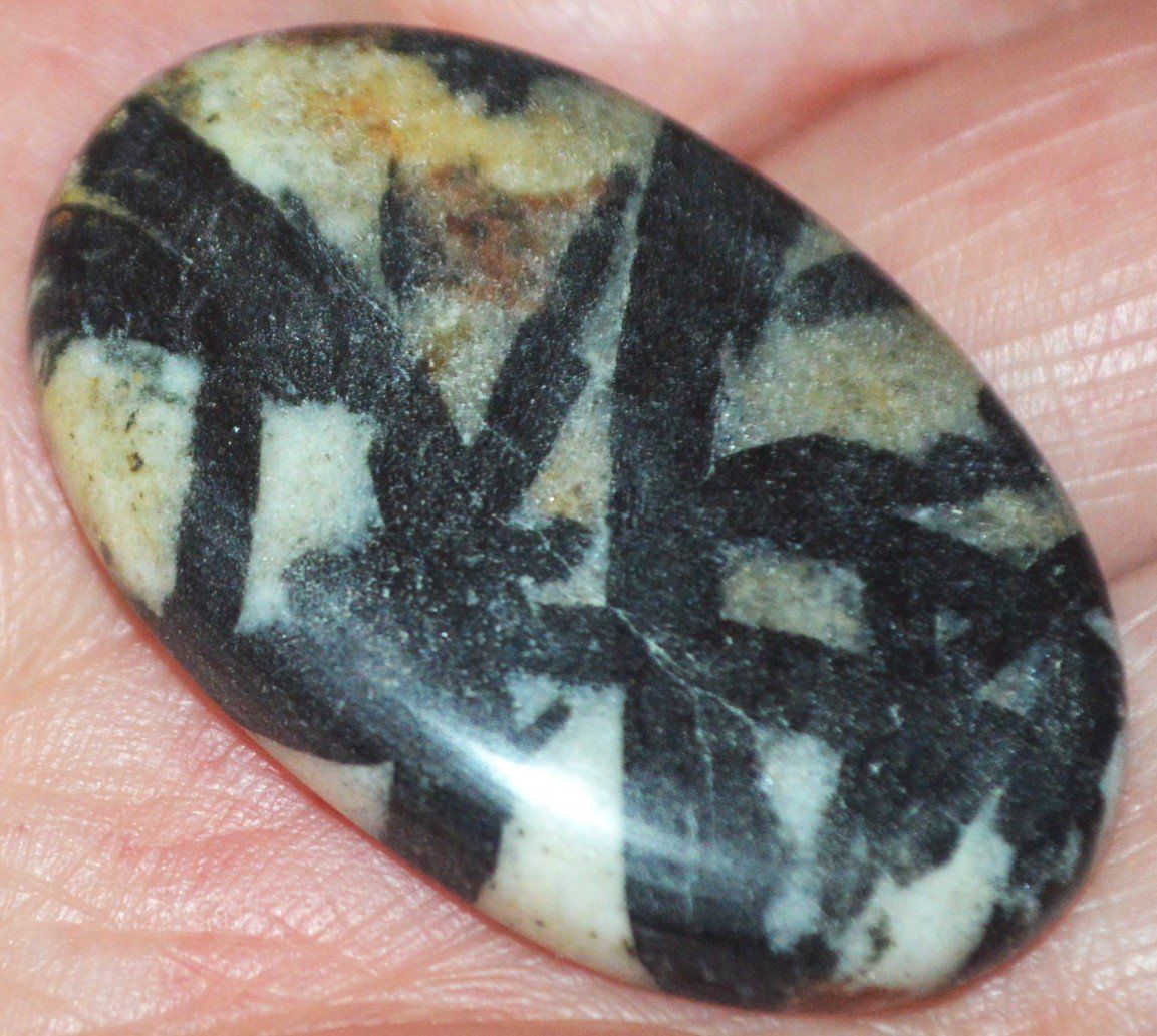 Mineralien & Heilsteine: Cabochon L-855 – Hornblende Stein – Neu und originalverpackt aus Goldiwil (Thun) von han_v5b7 1