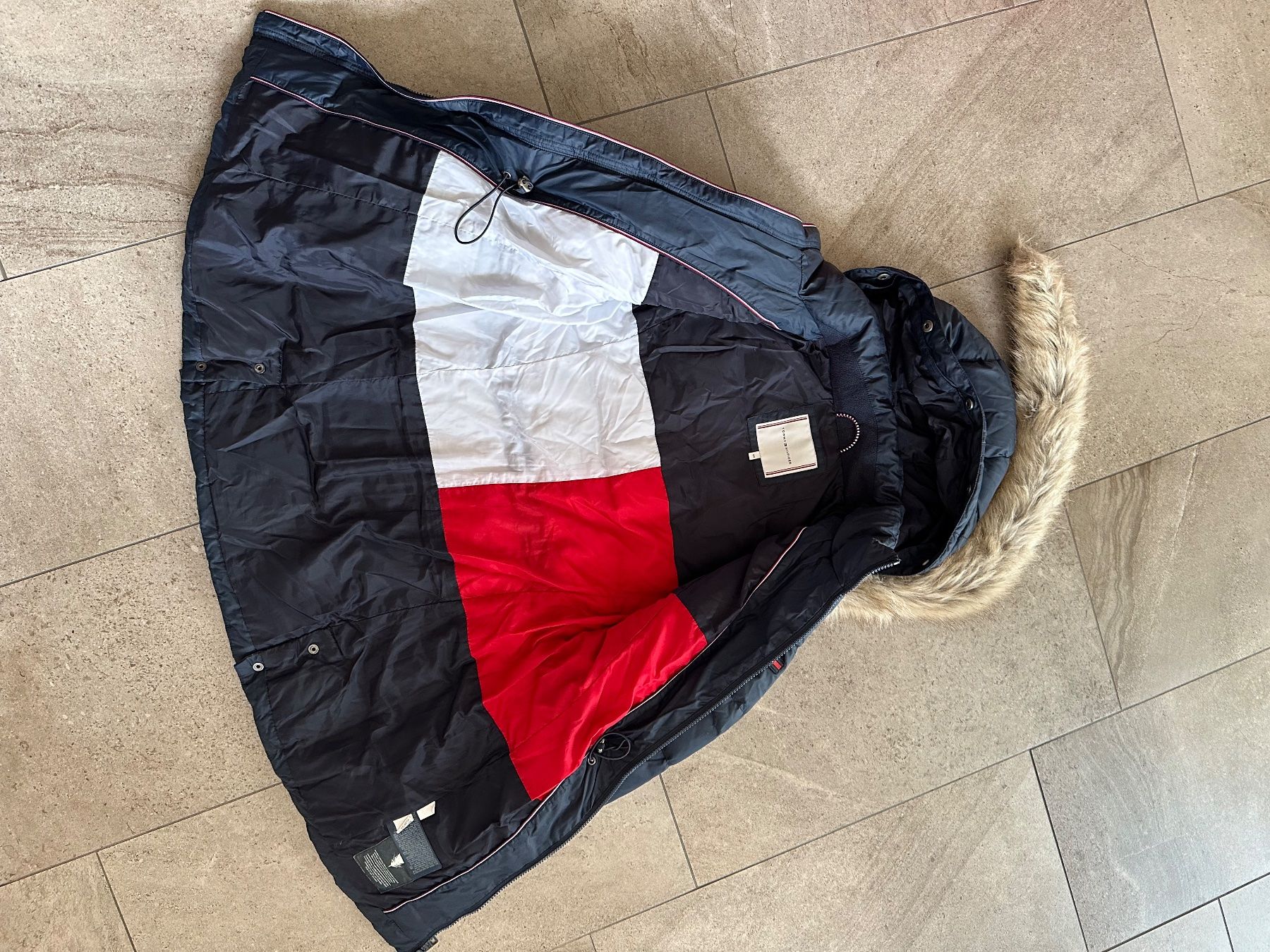 Tommy Hilfiger Giacche & Cappotti: Daunenjacke Hilfiger – Usato da Ebikon venduto da nat_jzh5 1