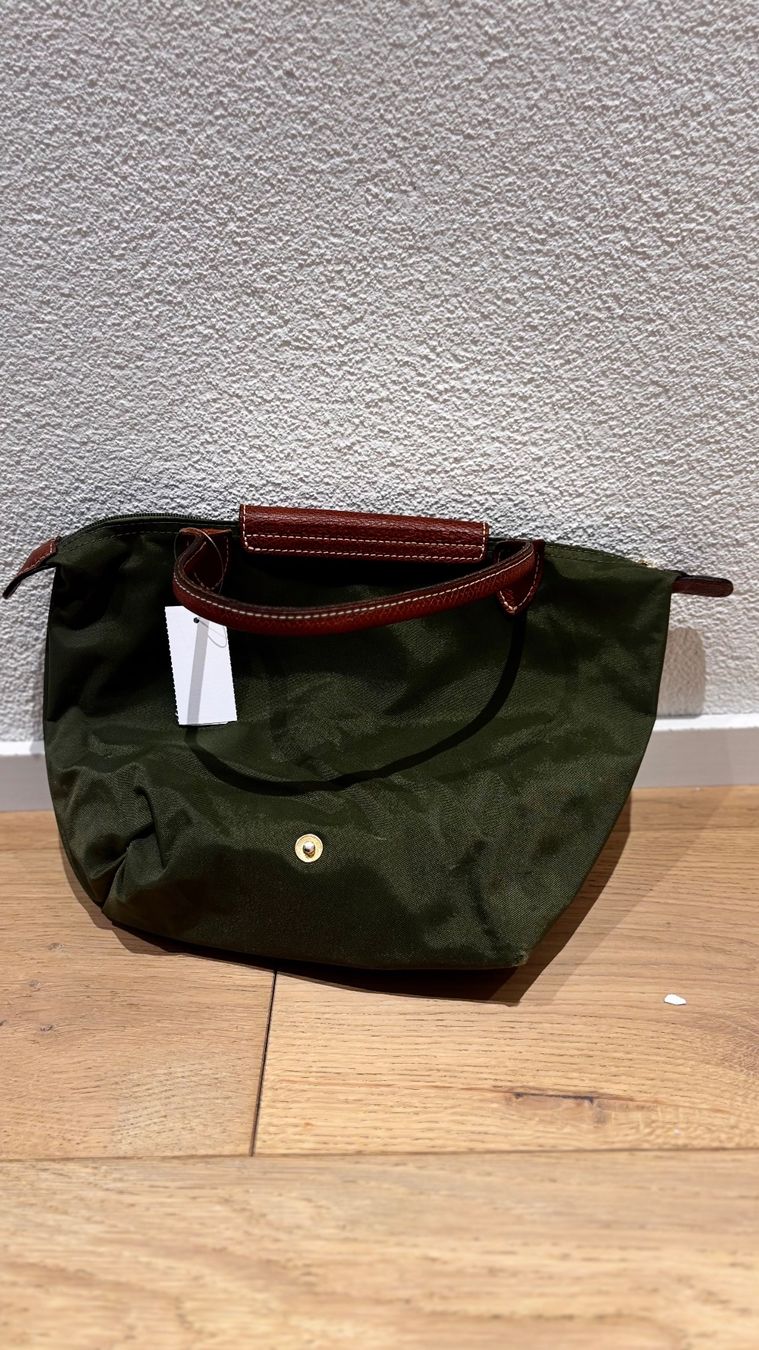 Longchamp Taschen für Damen: Longchamp Handtasche Le Pliage – Gebraucht aus Uitikon Waldegg von Thefateofophelia 1